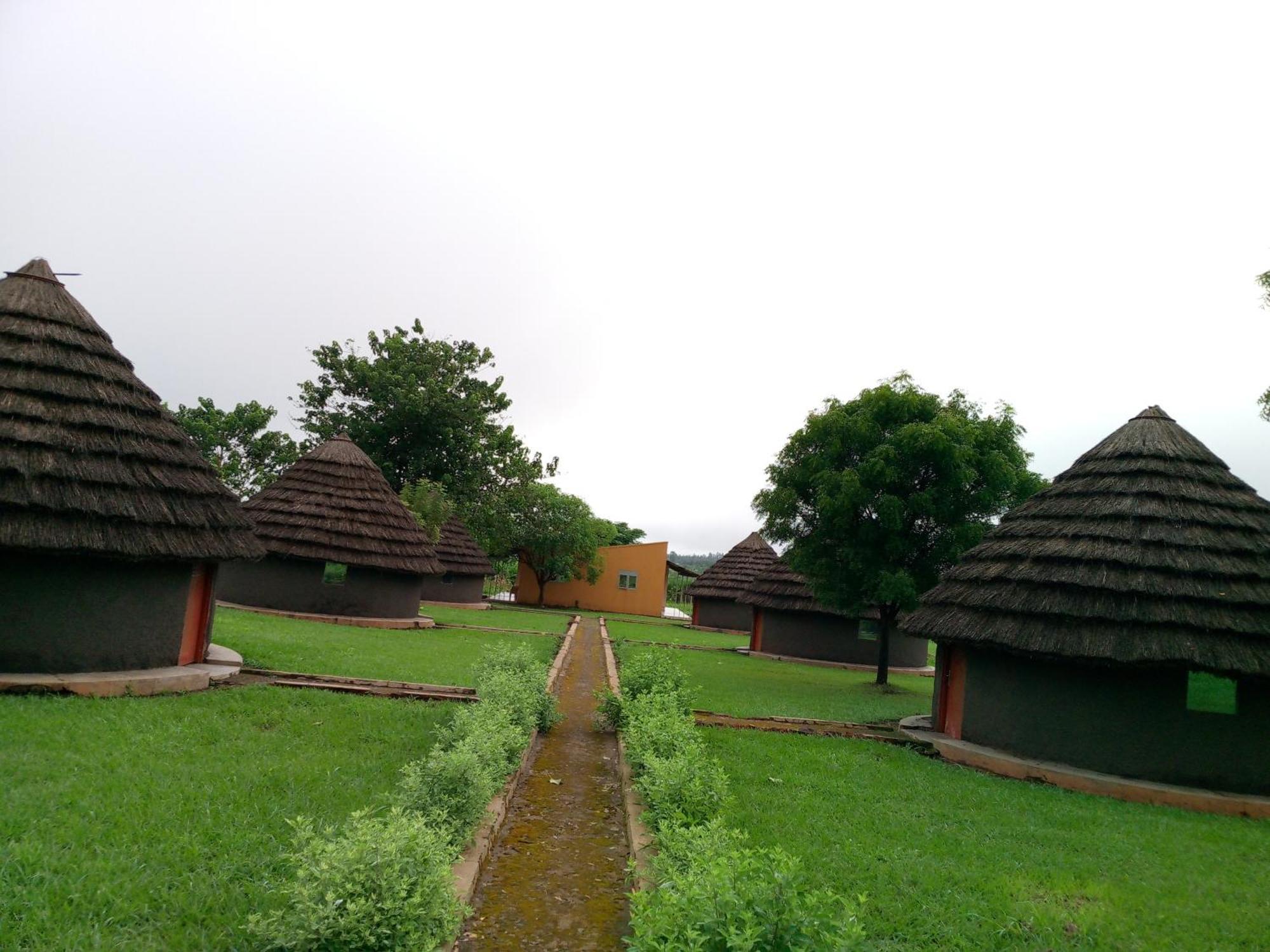 Grassroots Cottages Murchsion Falls Purongo Exterior foto